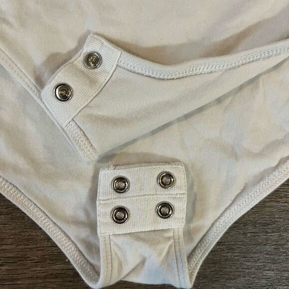 Old Navy 2X Cotton Blend Square-Neck Tank White Bodysuit Capsule Wardrobe Casual - Picture 6 of 7